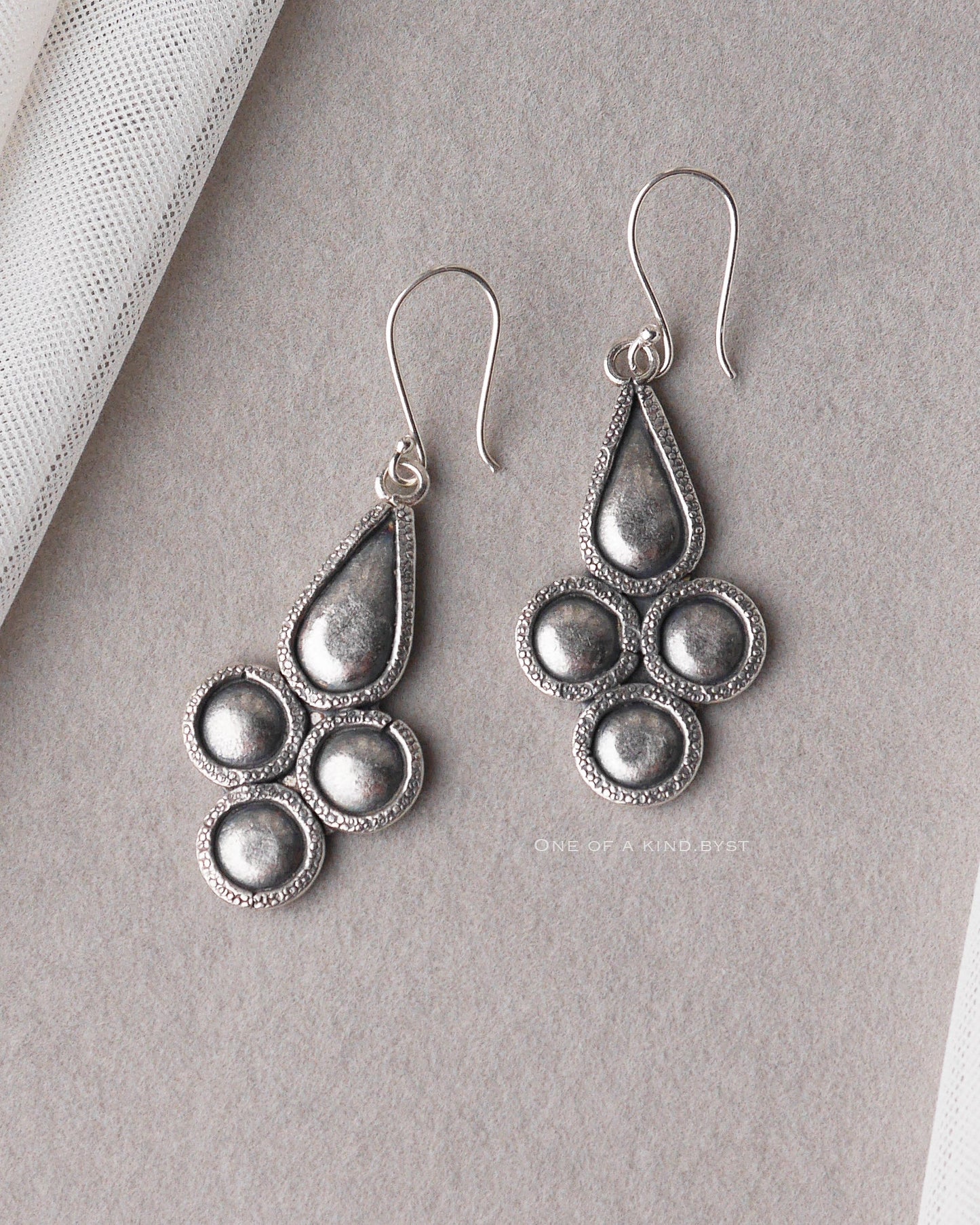 KSE30 カレンシルバー ピアス<Black Aタイプ>