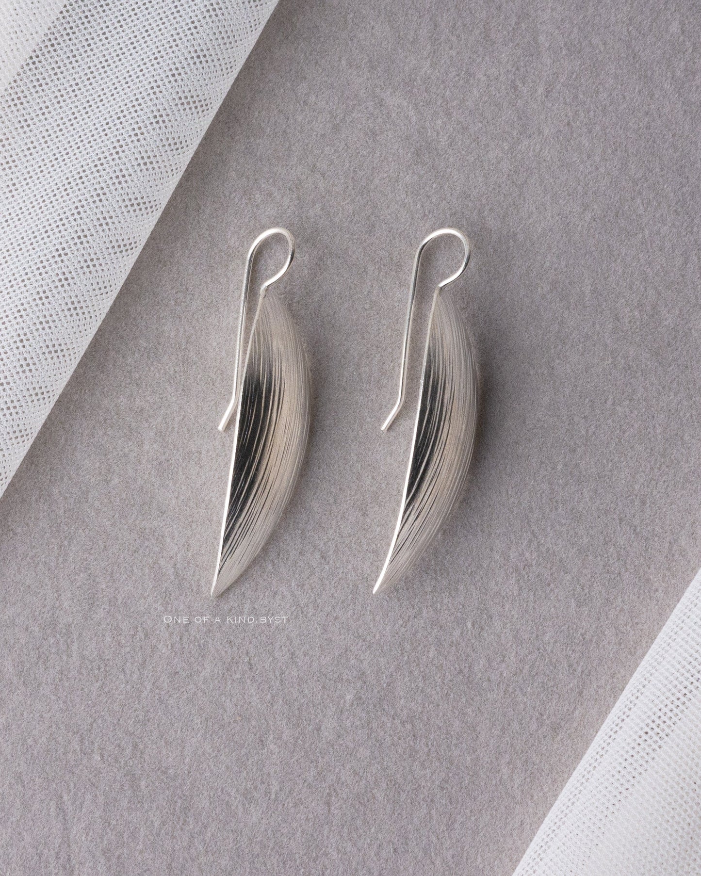KSE15 カレンシルバー ピアス<リーフフック Aタイプ>