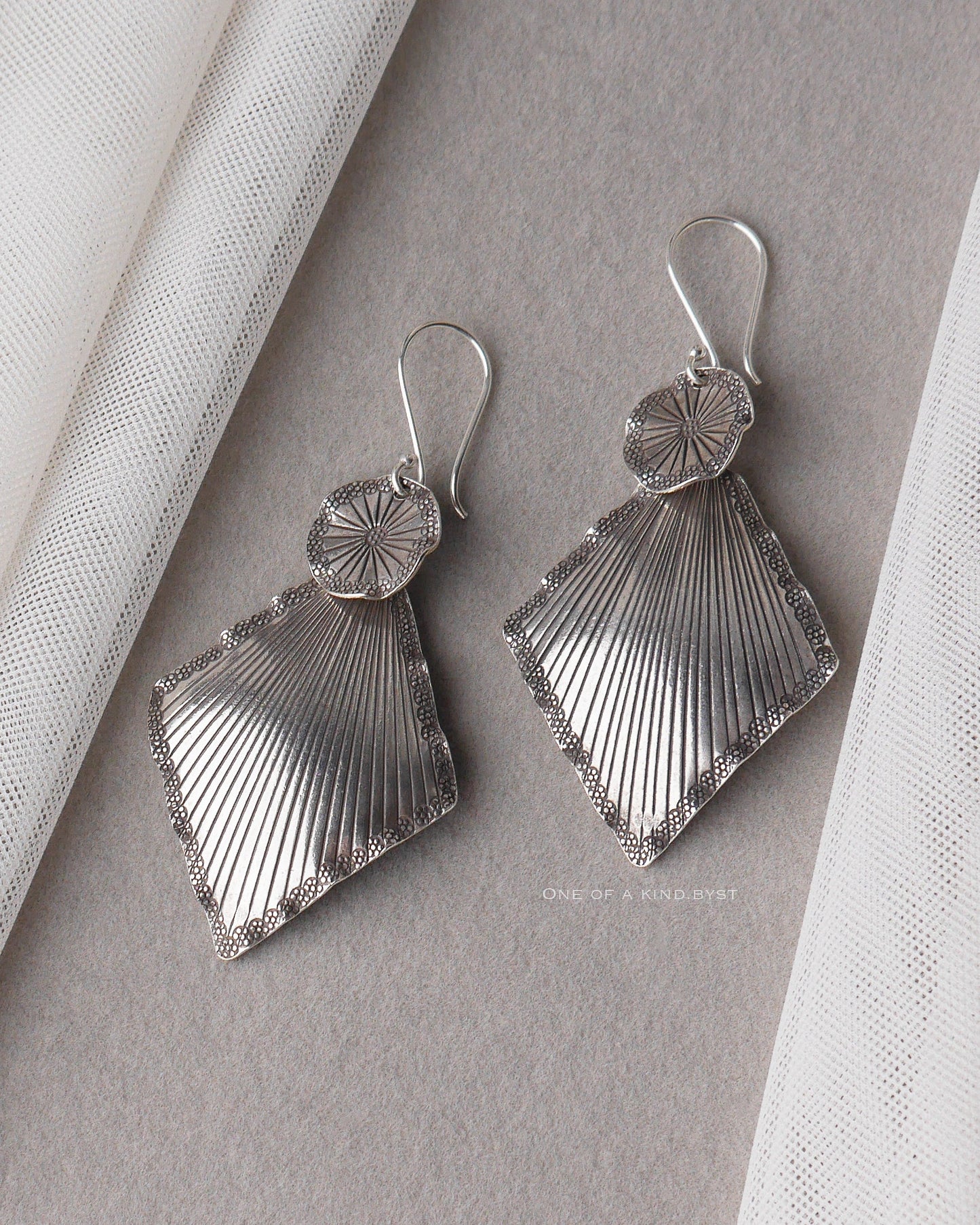 KSE40 カレンシルバー ピアス<Pattern ダイヤ>