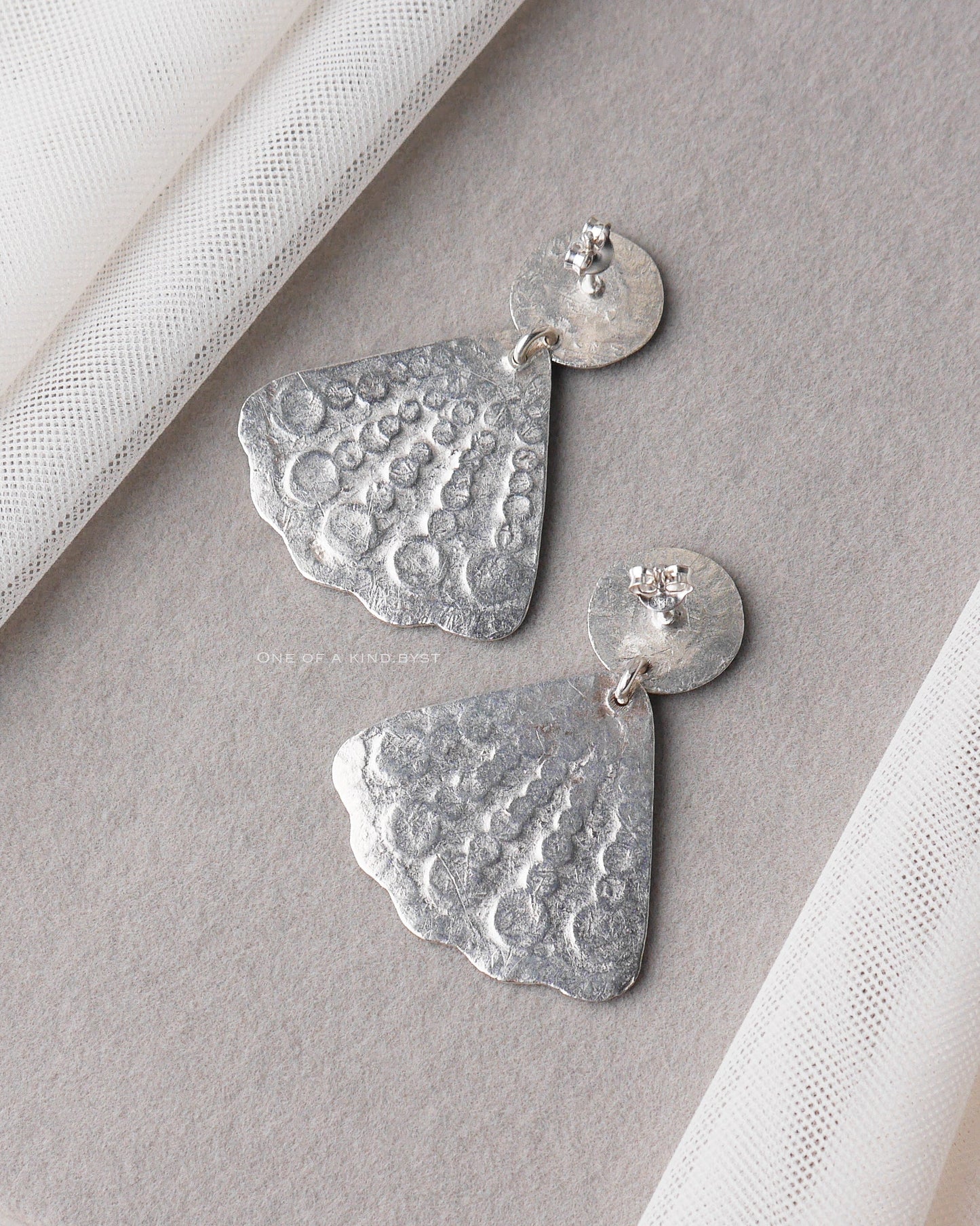 KSE42 カレンシルバー ピアス<Pattern fan スタッド>