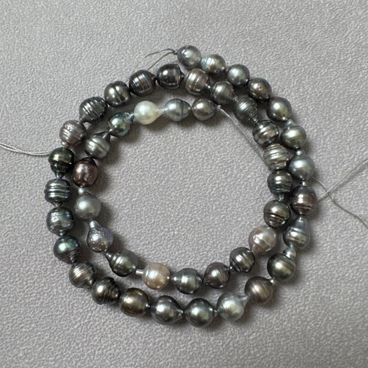 黒蝶真珠  バロック マルチカラー Dタイプ　1連