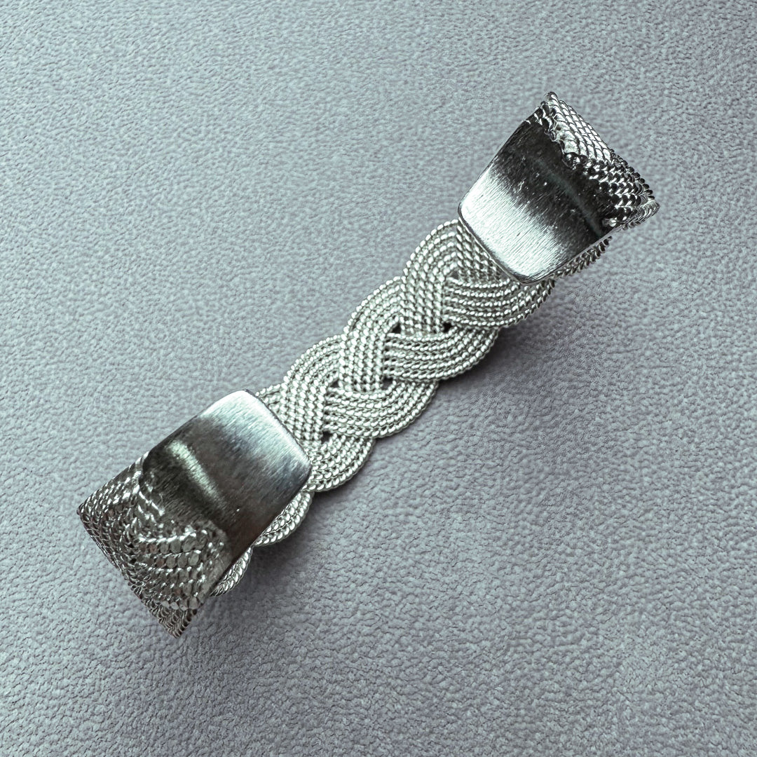 一点のみ KSBA8 カレンシルバー White 編上げバングル