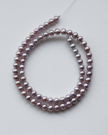 淡水パール  ナチュラルカラー セミラウンド/ポテト 高光沢　1連