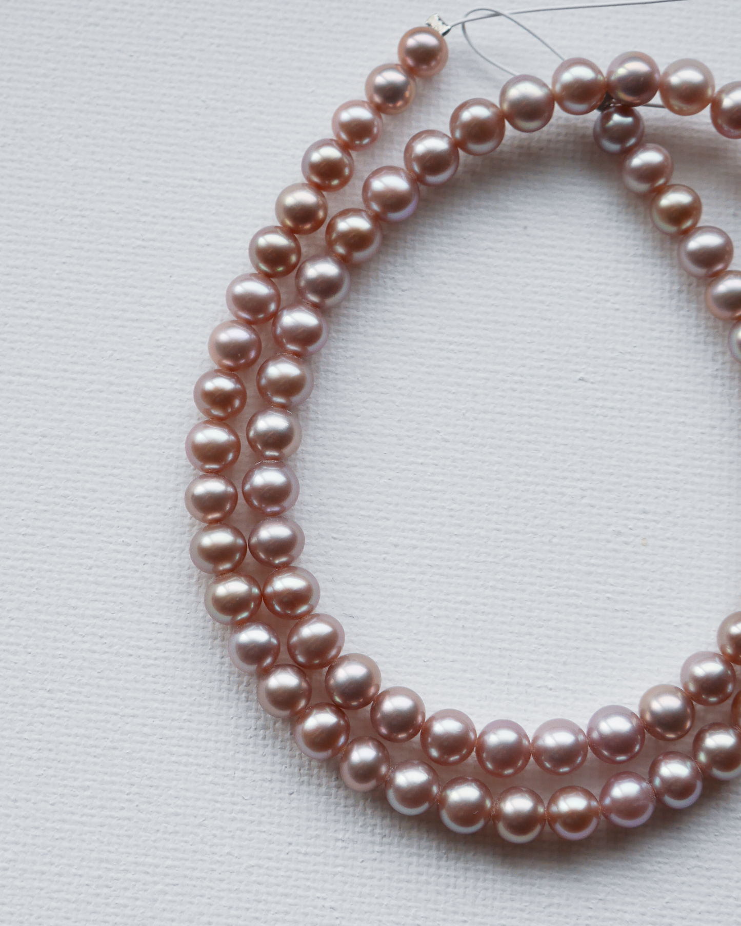 淡水パール  ナチュラルカラー セミラウンド/ポテト 高光沢　1連