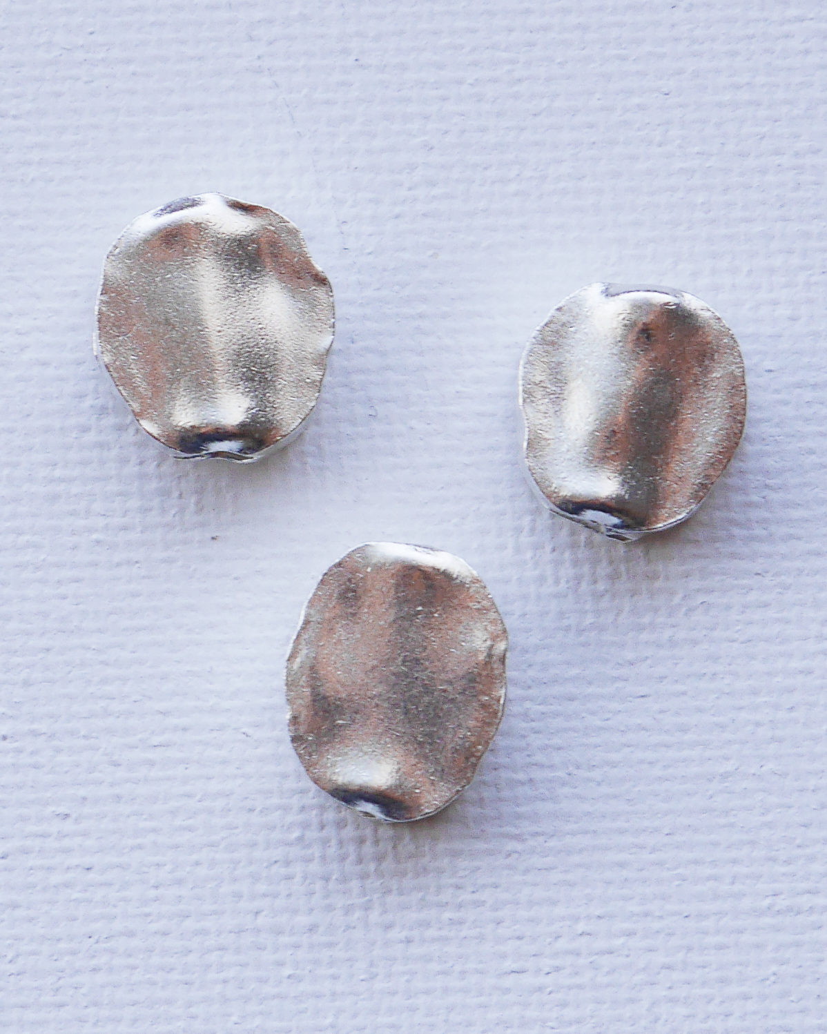 KSB122	カレンシルバー ビーズ フラットオーバルビーズ　3Pcs