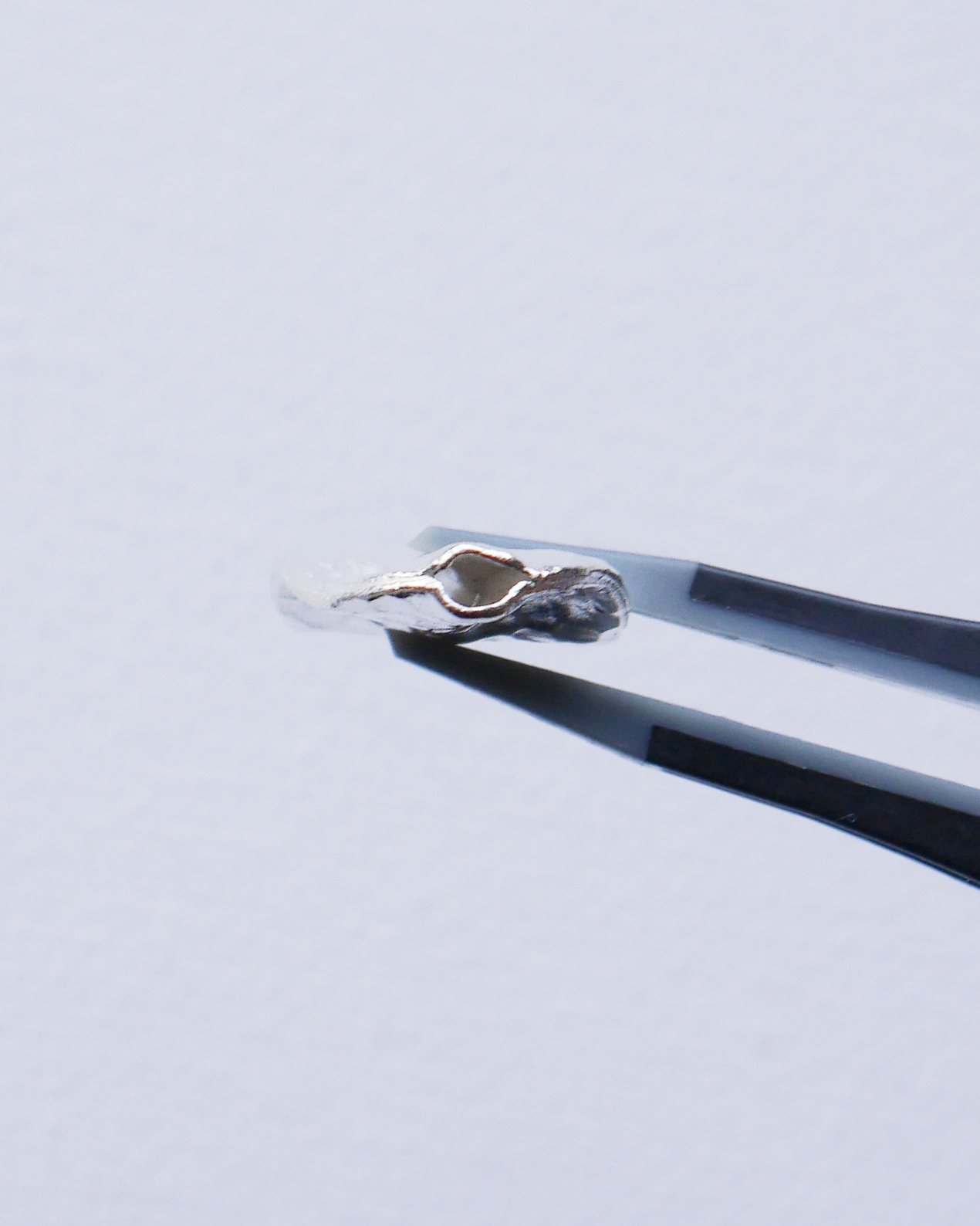 KSB127　カレンシルバー ビーズ フラットテクスチャーオーバル 1Pcs